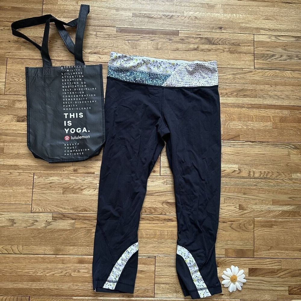 Lululemon‎ Capri Leggings Size 6